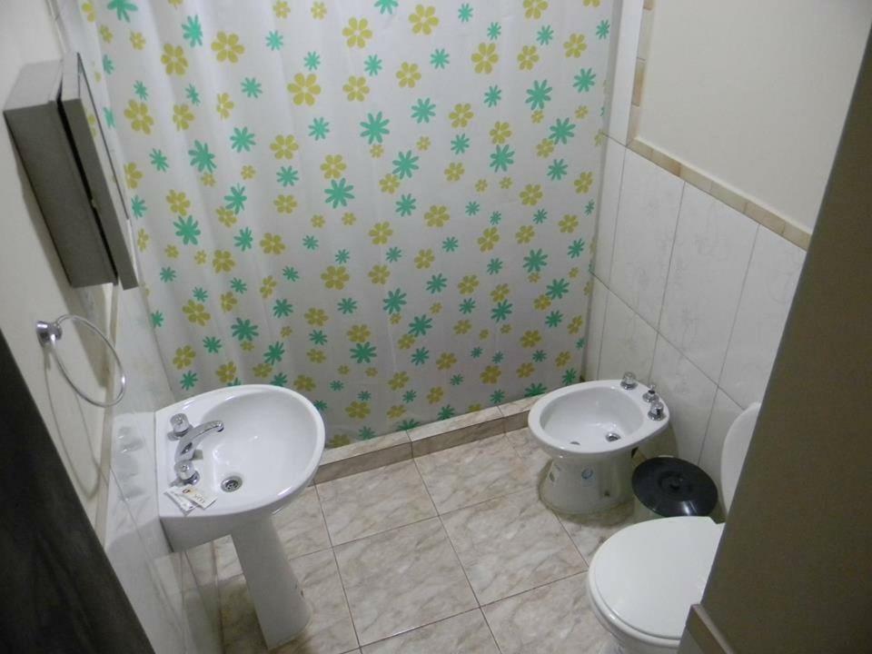 Apart Hotel El Duende Пуэрто-Игуасу Экстерьер фото